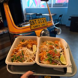 Chicken Pad Thai