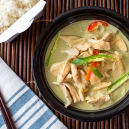 Green Curry with Steam Rice