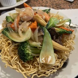 Stir Fried Crispy Noodle