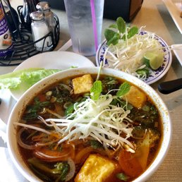 Fried Tofu Vermicelli Noodle Salad