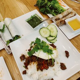 Bangkok Noodle Rolls