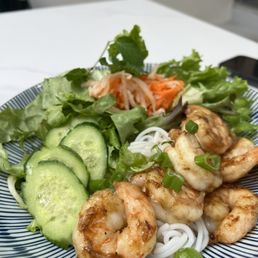 Garlic Shrimp Noodle Bowl