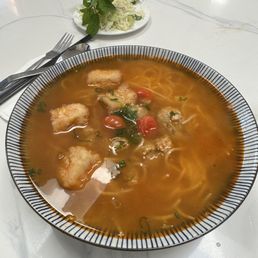 Bun Rieu