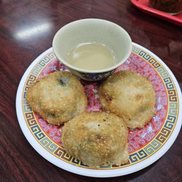Pan Fried Chives Cake