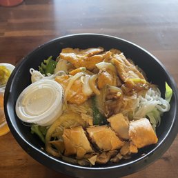 Banh Song Noodle Salad