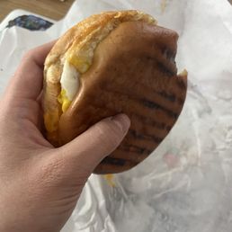 Honeybee's Breakfast Sandwich
