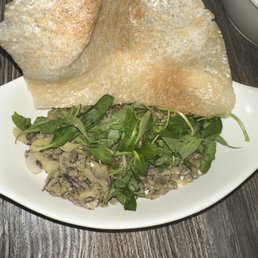 Hen Xao Xuc Banh Trang