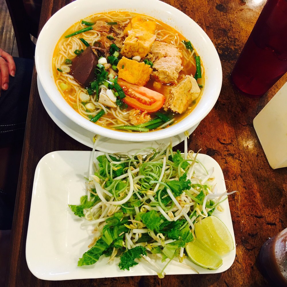 Bun Rieu