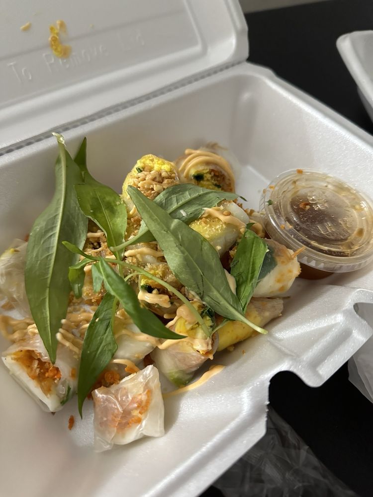 Banh Trang Tron
