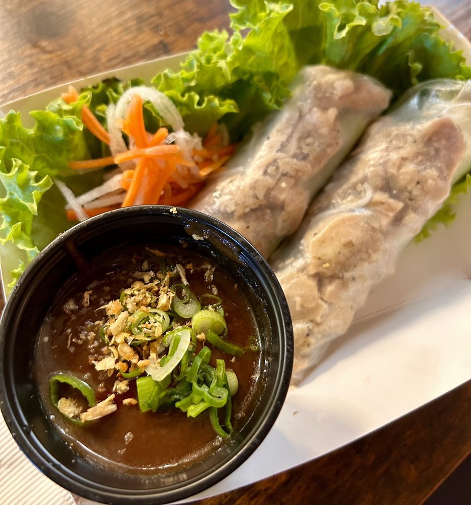 2 Pc.) Spring Rolls