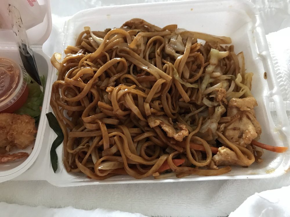 Chicken Lo Mein