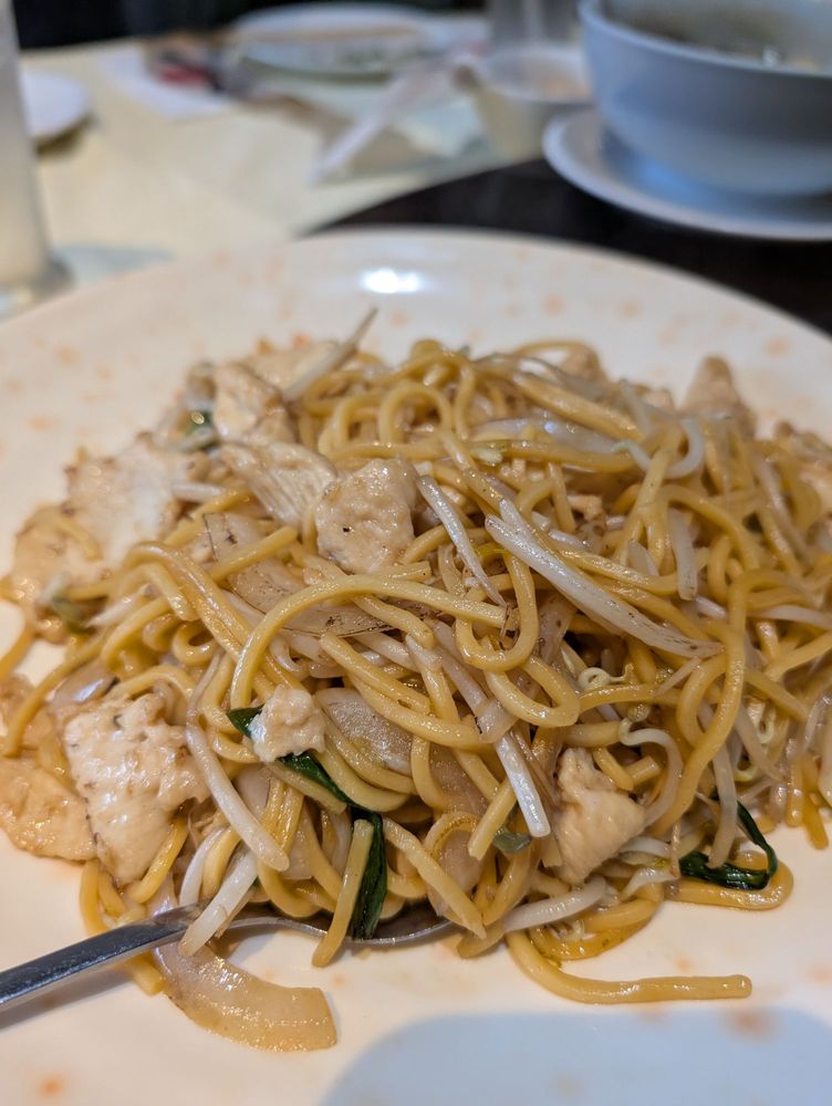 Chicken Lo-mein