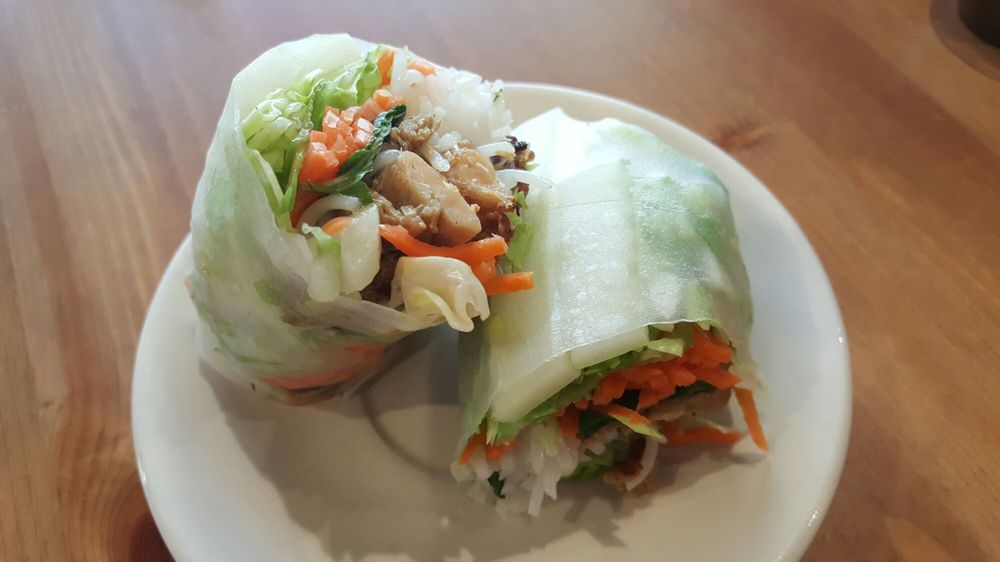 Grilled Chicken Spring Roll
