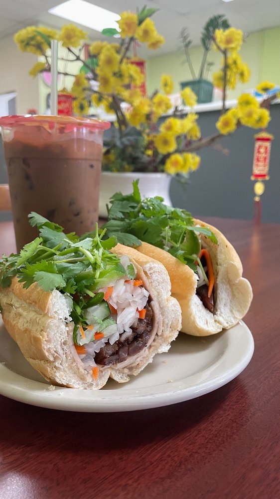 Thit Nuong Banh Mi