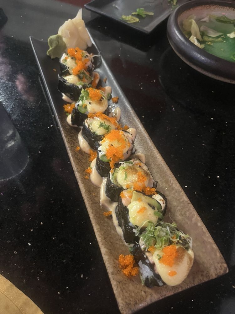 Salmon Explosion Roll