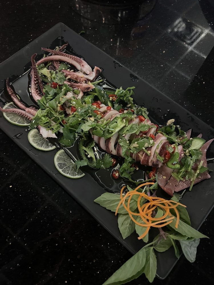 Squid Thai Style - Muc Sot Thai