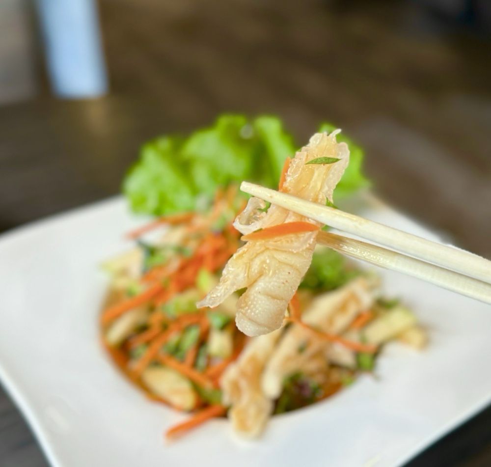 Boneless Chicken Feet Salad