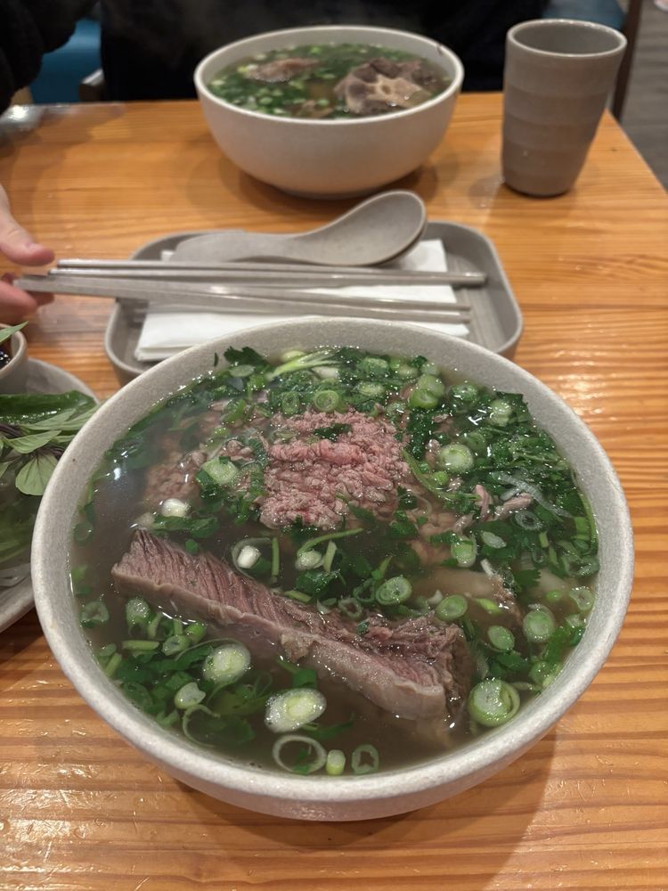 Rare Flank Pho