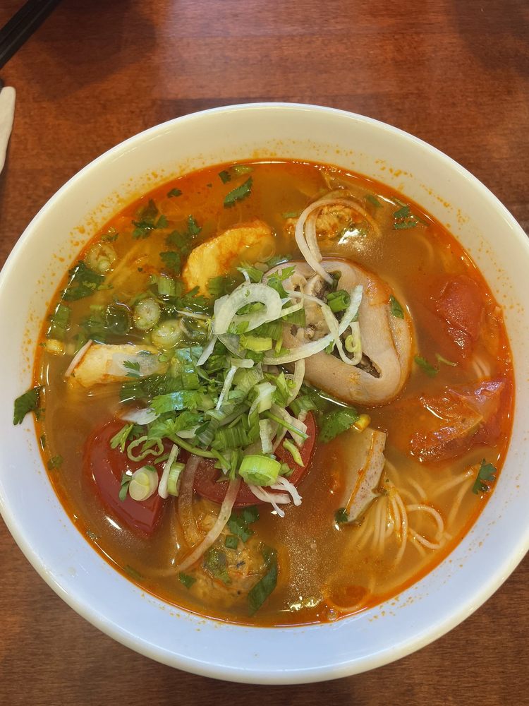 Bun Rieu