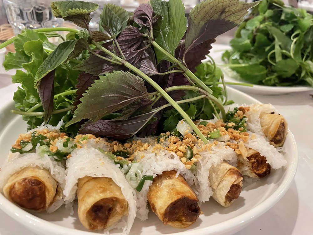 Anh Hong Rolls