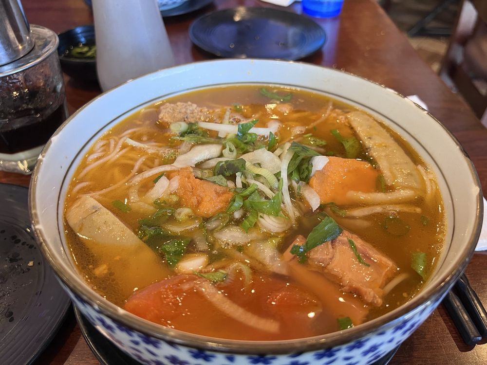 Bun Rieu Cua Dong
