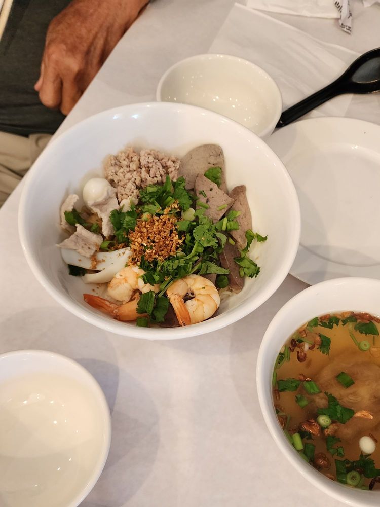 Dried Hu Tieu Nam Vang