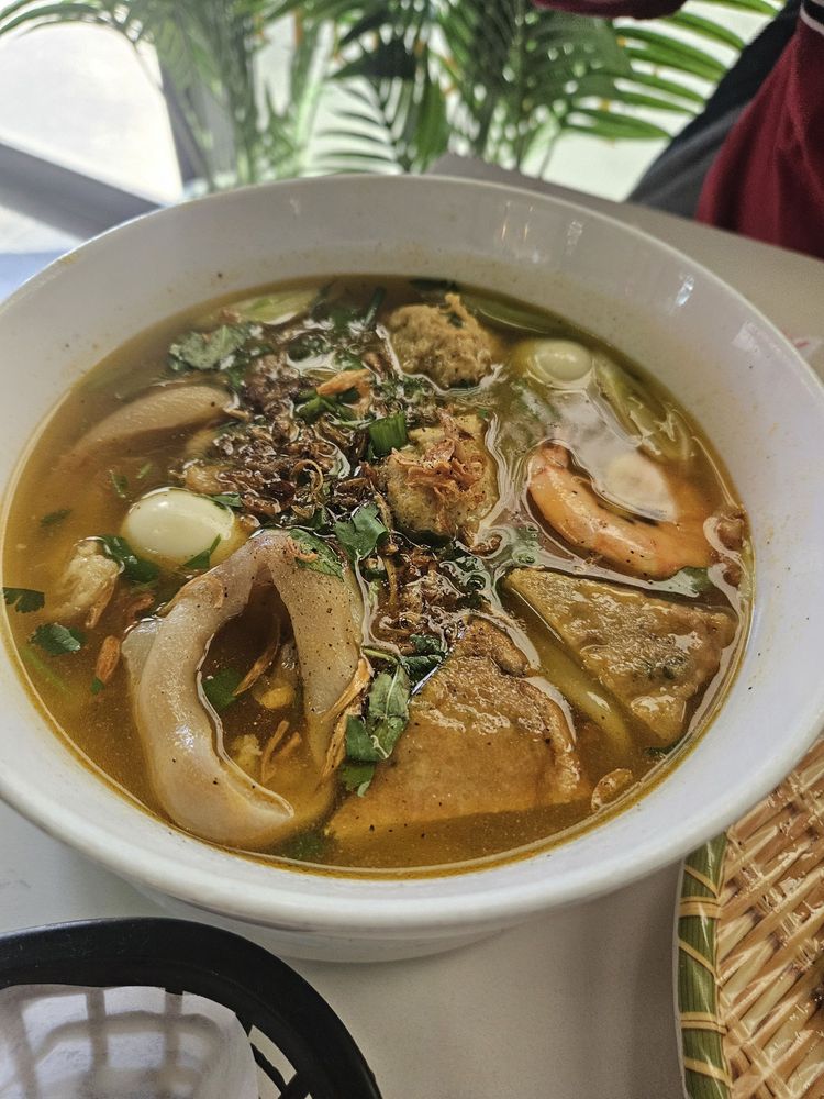 Banh Canh Cua