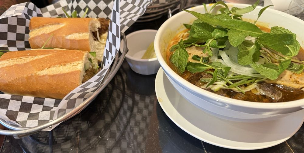 Bun Bo Hue
