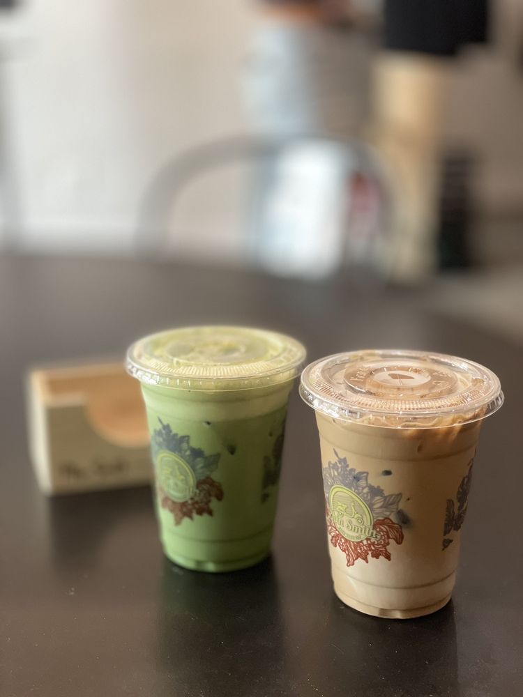 Blueberry Matcha Latte