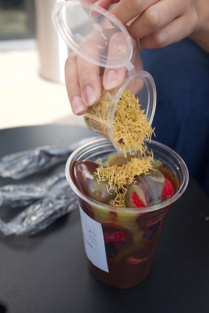 Dubai Chocolate Strawberries