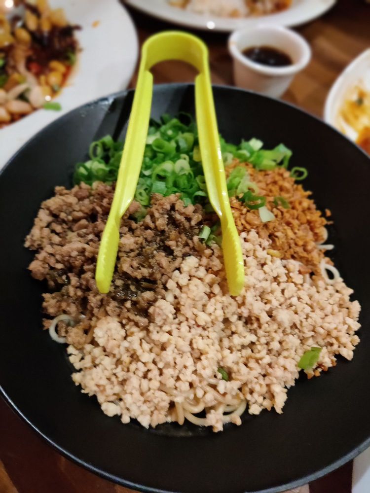 Dan Dan Noodles