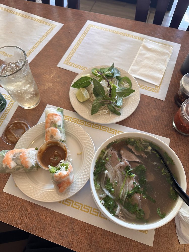 Filet Mignon Beef Noodle Soup