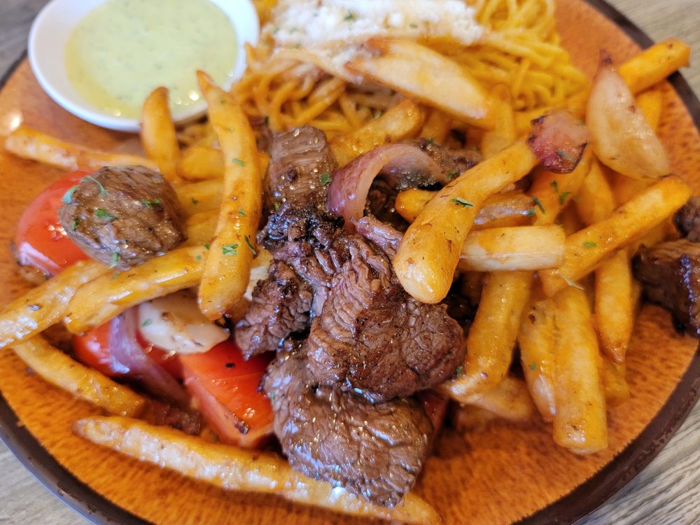 Lomo Saltado
