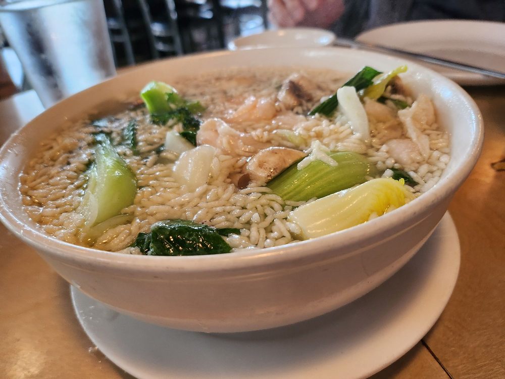 Sizzling Rice Soup