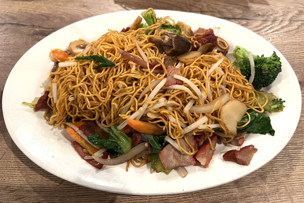 Summer Rolls with BBQ Pork / Gỏi Cuốn Thịt Nướng