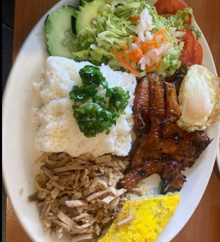 Char - Grilled Pork Chop With Steamed Rice