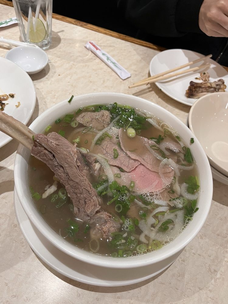 Deluxe Mom 's Pho