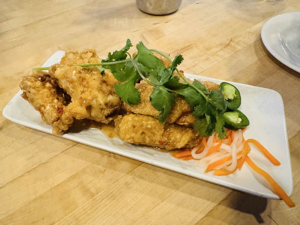 Saigon Chicken Wings