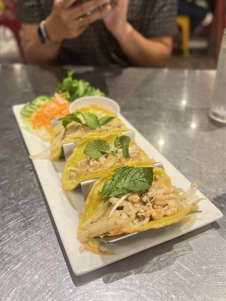 Banh Xeo Tacos