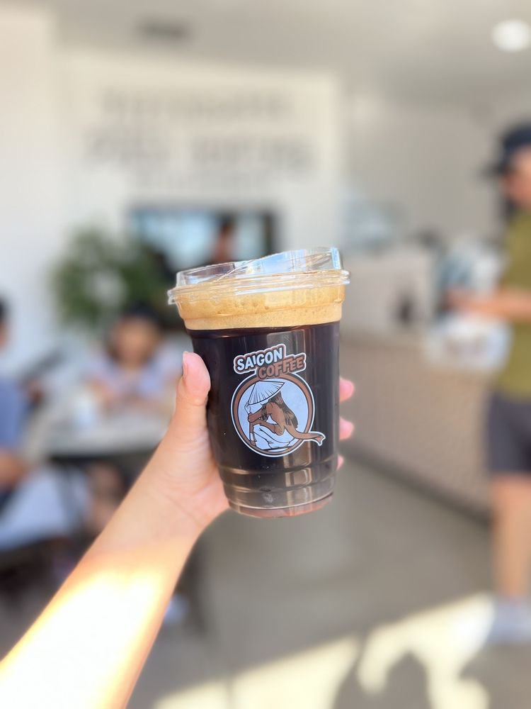 Pure Black Phil Dripped Iced Coffee