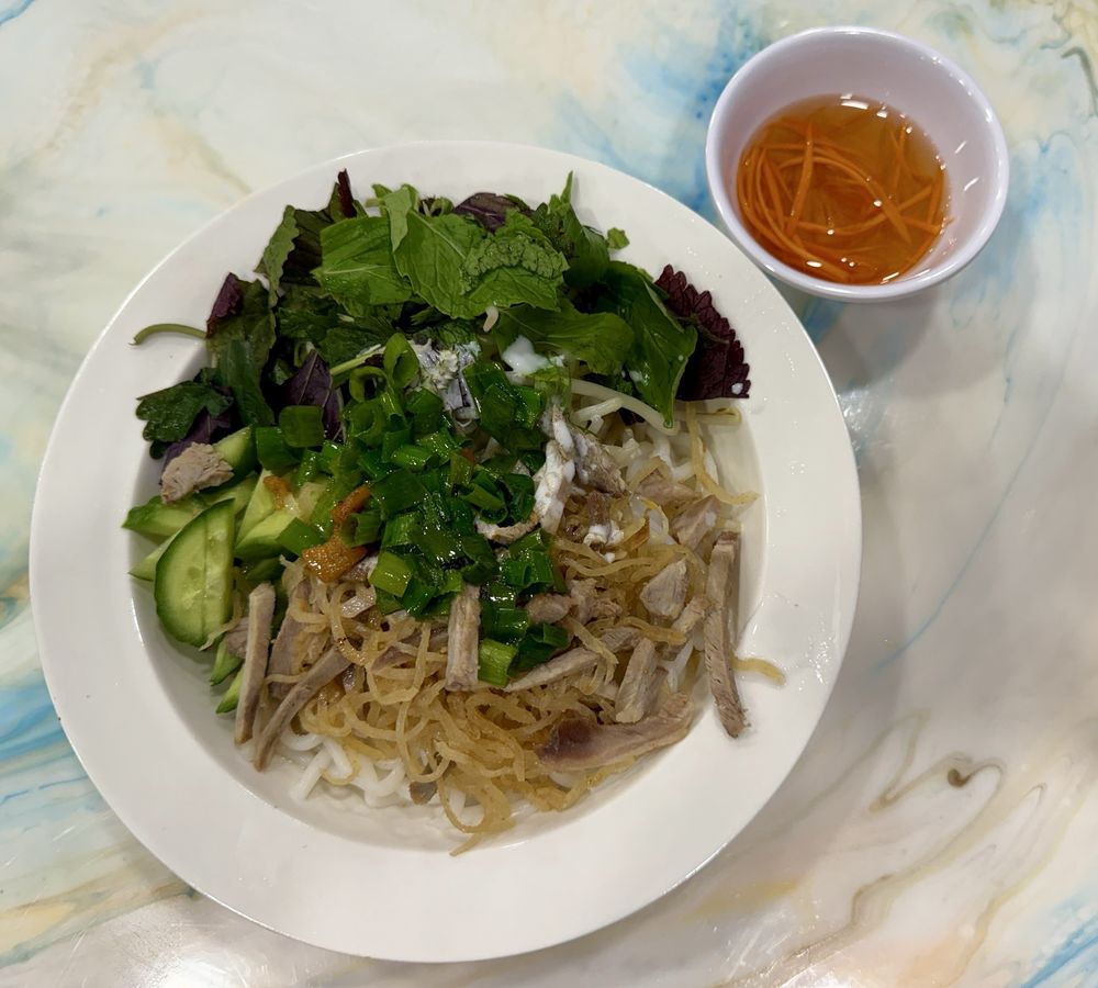 Banh Tam Bi