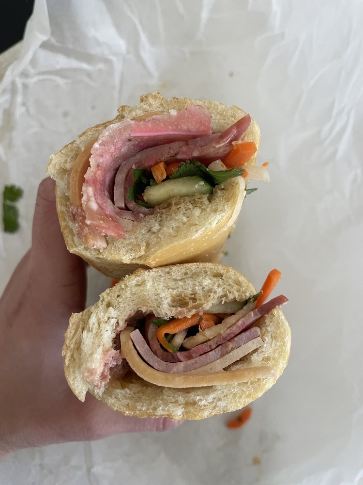 Banh Mi Dac Biet