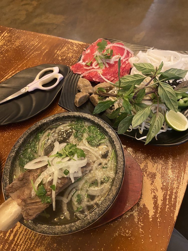 Hot Stone Pho