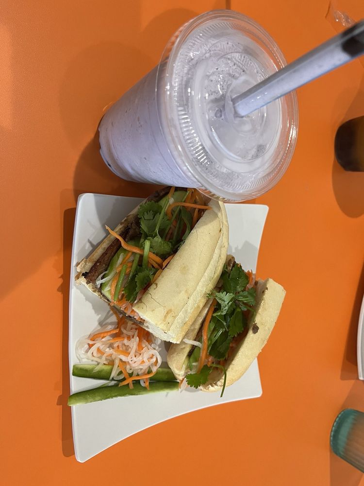 Vegan Bahn Mi