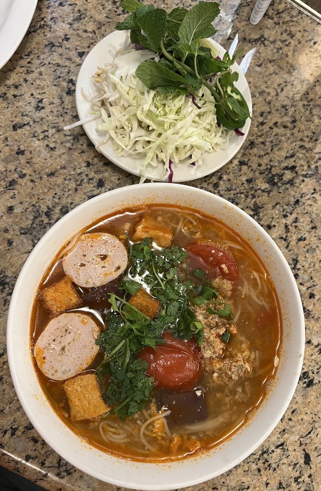 Bun Rieu