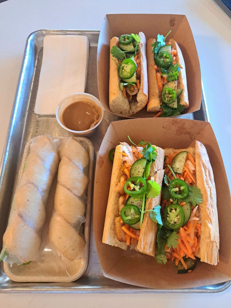 Lemongrass Beef Sandwich