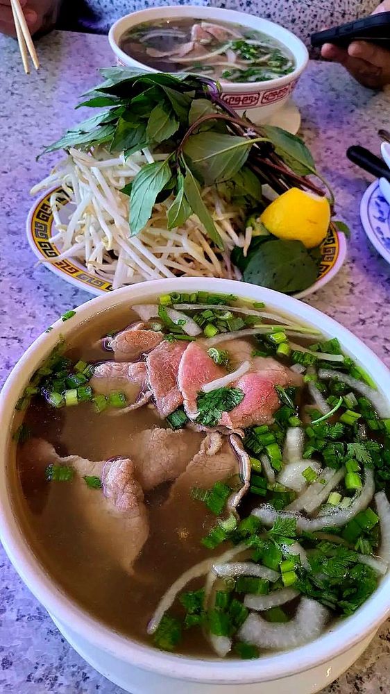 Pho Tai