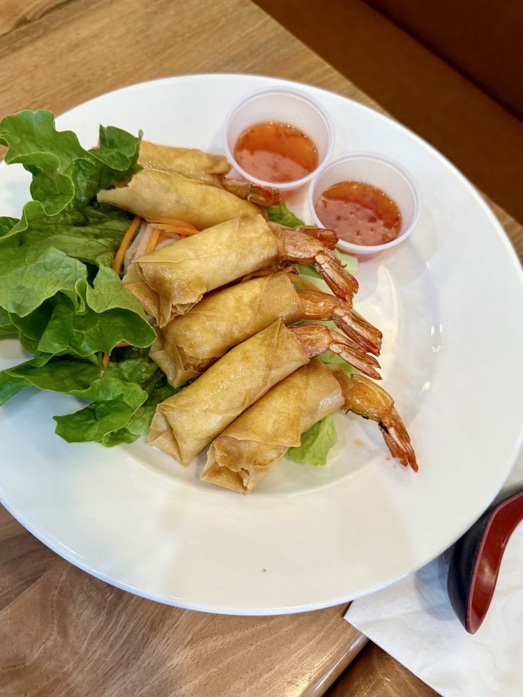 Crispy Shrimp Rolls