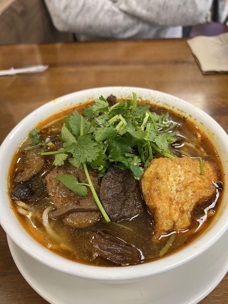 Bun Hue Chay