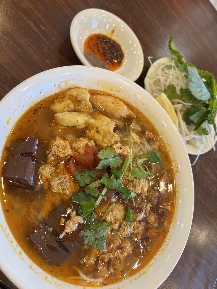 Combination Crab Noodle Soup